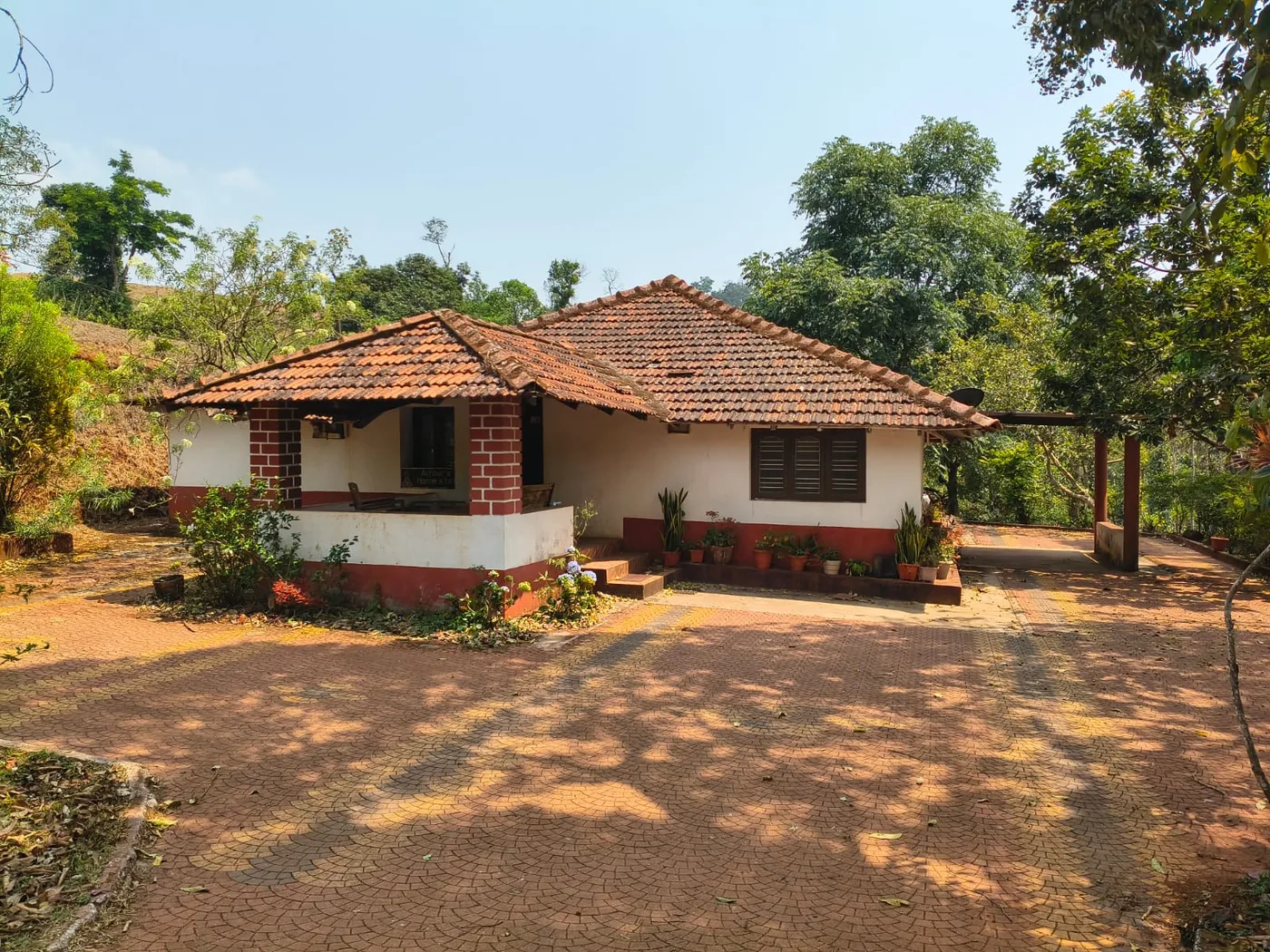 15 Acres Scenic Coffee Estate with Heritage House for Sale in Sakleshpur Near Highway